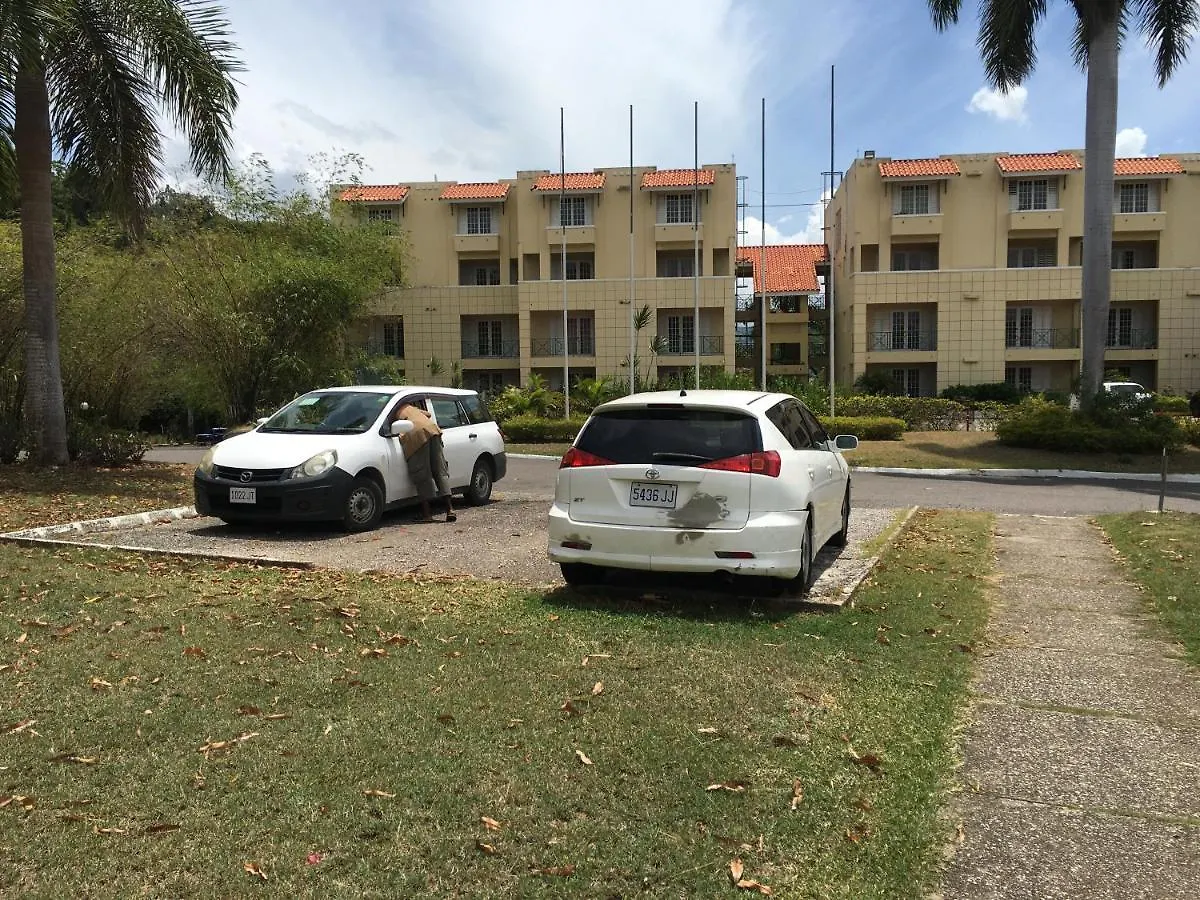 Appartement Beach Resort Apt-Africansymbol-In Front Of Doctor'S Cave Beach Montego Bay Jamaïque